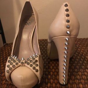 Spike Vince Camuto Leather Heel